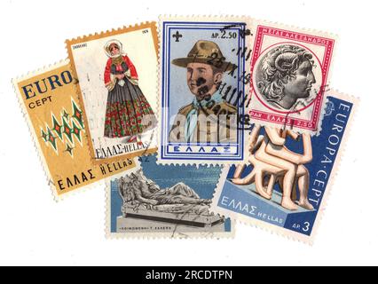 Francobolli d'epoca dalla Grecia su sfondo bianco. Foto Stock