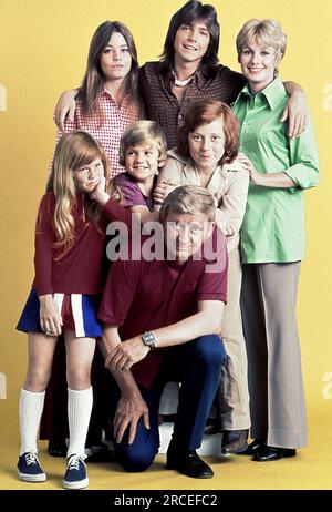 Susan Dey, David Cassidy, Shirley Jones, Suzanne Crough, Brian Forster, Danny Bonaduce, Dave Madden, The Partridge Family, circa (1972). Crediti fotografici: ABC Foto Stock