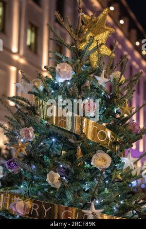 Immagini incredibili delle luci di Natale scattate durante il mio viaggio Foto Stock