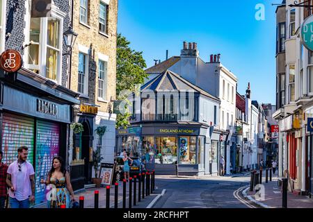 Foto del paesaggio urbano scattata a Brighton durante l'estate Foto Stock