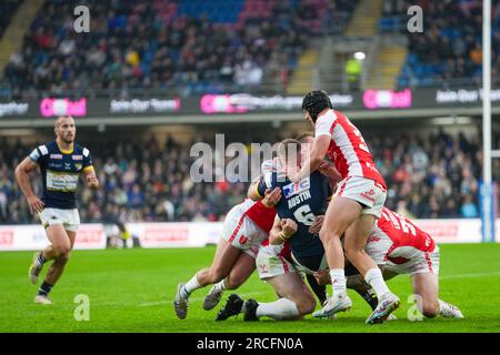 Leeds, Regno Unito. 14 luglio 2023. Betfred Super League Round 19: Leeds Rhinos contro Hull KR. Blake Austin, Leeds Rhinos, placcato. Credit Paul Whitehurst/Alamy Live News Foto Stock