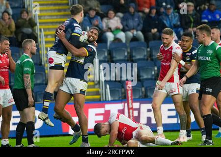 Leeds, Regno Unito. 14 luglio 2023. Betfred Super League Round 19: Leeds Rhinos contro Hull KR. Corey Johnson, Leeds Rhinos, celebra il suo tentativo. Credit Paul Whitehurst/Alamy Live News Foto Stock