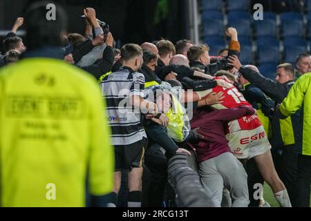 Leeds, Regno Unito. 14 luglio 2023. Betfred Super League Round 19: Leeds Rhinos contro Hull KR. Festeggiamenti con la vittoria di Hull KR. Credit Paul Whitehurst/Alamy Live News Foto Stock