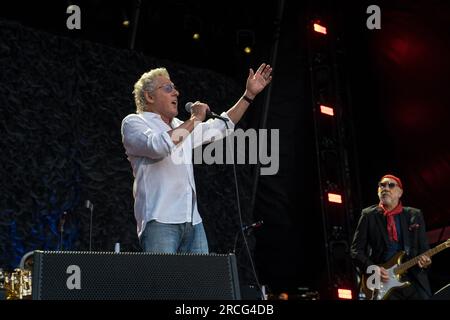 Derby, UK, 14 luglio 2023, gruppo rock The Who, Roger Daltrey e Pete Townsend si esibiscono durante il loro tour Who Hits Back, UK Credit: Paul Smith / Alamy Live News Foto Stock