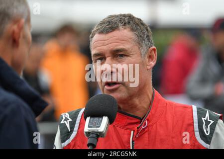 Goodwood, Regno Unito. 14 luglio 2023. Tom Kristensen è stato intervistato al Goodwood Festival of Speed al Goodwood Circuit, Goodwood, Regno Unito il 14 luglio 2023. Foto di Phil Hutchinson. Solo per uso editoriale, licenza necessaria per uso commerciale. Nessun utilizzo in scommesse, giochi o pubblicazioni di un singolo club/campionato/giocatore. Credito: UK Sports Pics Ltd/Alamy Live News Foto Stock