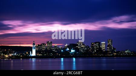 Città di notte, Montreal, Quebec, Canada Foto Stock