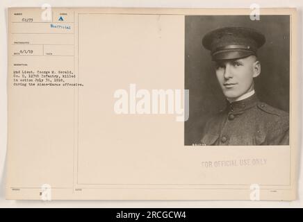 2° tenente George M. Gerald di Co. D, 127th Infantry, fu ucciso in azione il 31 luglio 1918, durante l'offensiva di Aisne-Marne. Questa fotografia, scattata il 1 agosto 1919, lo mostra in uniforme. L'immagine è numerata 61273 ed è contrassegnata con il timbro "solo per uso ufficiale". Foto Stock