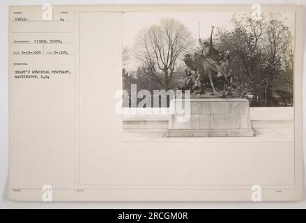 Grant's Memorial Statuary a Washington, D.C. La fotografia (numero 68613) è stata scattata il 19 maggio 1920 dal fotografo della Signal Corps. L'immagine cattura il monumento eretto in onore del generale Ulysses S. Grant. Questa fotografia è stata rilasciata come parte della raccolta di fotografie che ritraggono le attività militari americane durante la prima guerra mondiale." Foto Stock