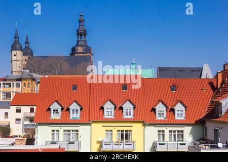 La storica St Andreas nello skyline di Lutherstadt Eisleben, Germania Foto Stock