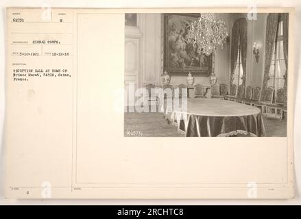 Sala di ricevimento nella casa del principe Murat a Parigi, Francia. Questa foto è stata scattata il 12 dicembre 1918 ed è una foto simbolo per il corpo dei segnali. L'immagine è stata ricevuta il 10 marzo 1921. Le note indicano il numero di riferimento 62731 per questa fotografia. Foto Stock