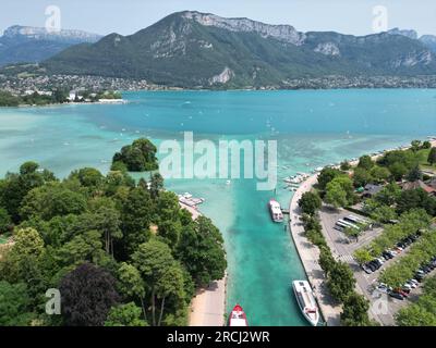 Porto di Annecy France e drone sul lungomare, aereo Foto Stock