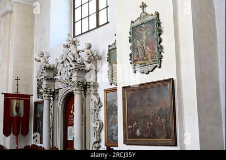 Artstetten, bassa Austria, Austria. 5 luglio 2023. Chiesa di S.. James il Vecchio. Gesù muore sulla croce Foto Stock