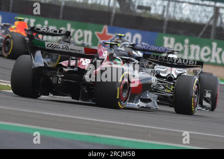 Zhou Guanyu 2023 Aramco Gran Premio di Gran Bretagna Foto Stock