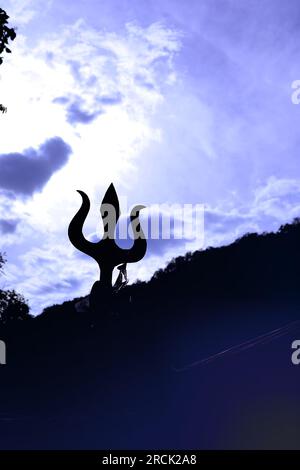 Il Tridente del Signore Shiva (Mahadev). Foto Stock