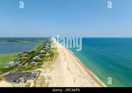 vista aerea della spiaggia di scott cameron e della terra a est Foto Stock