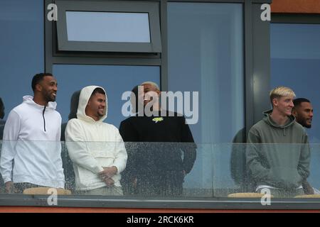 Da sinistra a destra Callum Wilson del Newcastle United, Bruno Guimarães del Newcastle United, Joelinton del Newcastle United Anthony Gordon del Newcastle United e Jamaal Lascellesdurante la partita amichevole pre-stagionale tra Gateshead e Newcastle United al Gateshead International Stadium di Gateshead sabato 15 luglio 2023. (Foto: Michael driver | mi News) crediti: MI News & Sport /Alamy Live News Foto Stock