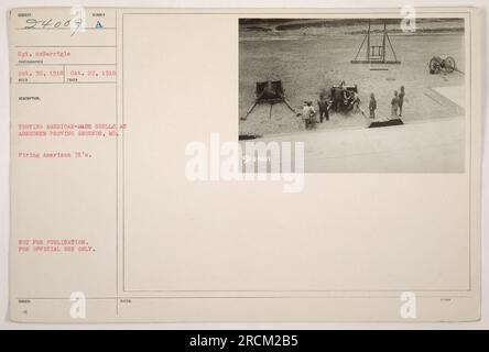 Il sergente McGarrigle esegue test di shell presso Aberdeen Proving Grounds, MD. La fotografia, scattata il 27 ottobre 1918, mostra che spara proiettili da 75 mm di fabbricazione americana. Questa immagine non è destinata alla pubblicazione, ma solo ad uso ufficiale. Fare riferimento alle note numerate 24009. Foto Stock