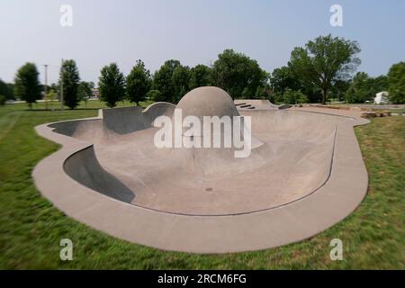 Shawnee, Kansas - 15 luglio 2023: Swarner Skatepark at 63rd e Lackman Foto Stock