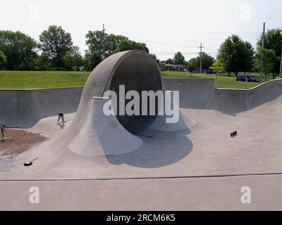 Shawnee, Kansas - 15 luglio 2023: Swarner Skatepark at 63rd e Lackman Foto Stock