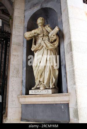 St Ignazio, decorazioni scultoree della Basilica del Palazzo-Convento di Mafra, Portogallo Foto Stock