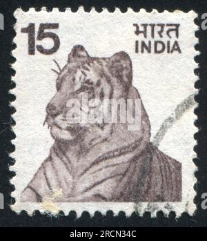 INDIA - CIRCA 1965: Timbro stampato dall'India, mostra la tigre, circa 1965 Foto Stock
