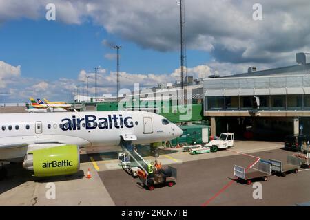 Aereo Baltico al gate dell'aeroporto di Gothenburg-Landvetter in Svezia Foto Stock