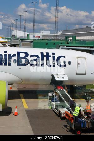 Aereo Baltico al gate dell'aeroporto di Gothenburg-Landvetter in Svezia Foto Stock