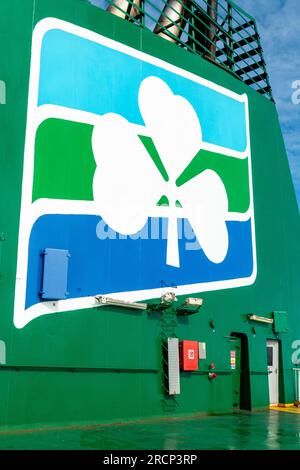 Il logo Irish Ferries. Questo traghetto opera sul Mare d'Irlanda tra Galles, Regno Unito e Dublino, Irlanda. Foto Stock