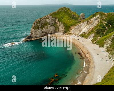 Man o' War Beach si trova vicino a Durdle Door sulla Jurassic Coast vicino a Lulworth nel Dorset, Inghilterra. Foto Stock