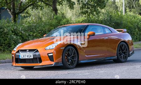 Milton Keynes, Regno Unito - 16 luglio 2023: 2017 NISSAN GT-R che guida su una strada inglese Foto Stock