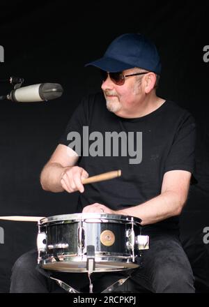 Derbyshire, Regno Unito. 16 luglio 2023 - Belper Food Festival, Derbyshire. Musica dal vivo. Copyright delle immagini: Mark Dunn/Alamy Live News (intrattenimento) credito: Mark Dunn Photography/Alamy Live News Foto Stock