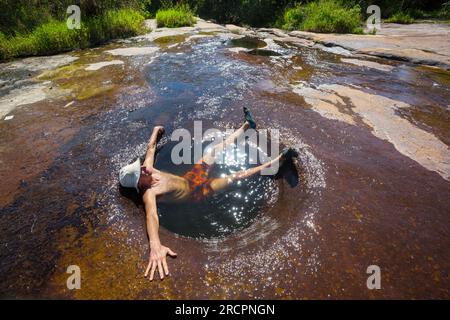 Piscine naturali di Quebrada las Gachas a Guadalupe, Colombia, Sud America. Foto Stock