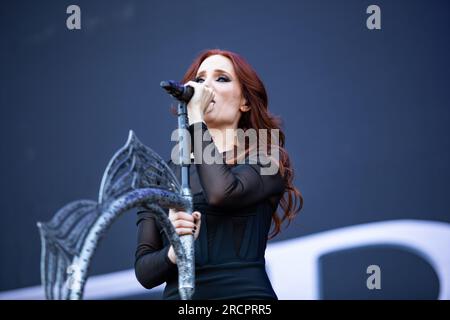 Epica in concerto all'Ippodromo Snai San Siro di Milano. Foto di Davide Merli Foto Stock