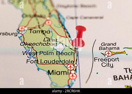 Mappa di West Palm Beach. Mappa delle spille di West Palm Beach. Primo piano della mappa di West Palm Beach con spillo rosso. Mappa con punto rosso di West Palm Beach negli Stati Uniti. Florida. Foto Stock