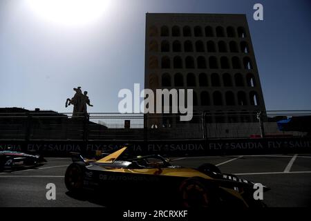 Roma, . 16 luglio 2023. Roma, Italia 16.07.2023: Stoffel Vandoorne, DS Penske, in pista 2022/23 ABB FIA Formula e World Drivers' Championship Hankook Roma e-Prix giro del 14° round. Credito: Agenzia fotografica indipendente/Alamy Live News Foto Stock