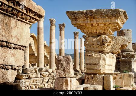 Dintorni della Chiesa dei Propilei, Jerash, Gerasa, sito archeologico, Amman, Jordan Foto Stock