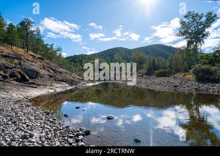 Pozzo d'acqua stagionale sul fiume Severn, sezione Broadwater del Sundown National Park, Queensland Australia Foto Stock