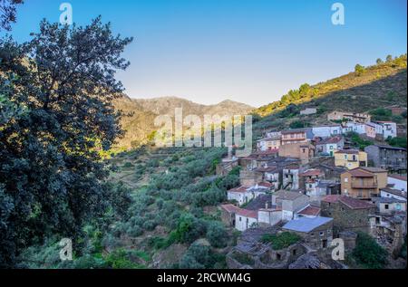 La Huetre, bellissimo paesino nella regione di Las Hurdes, Caceres, Estremadura, Spagna Foto Stock