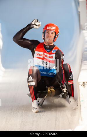 Möller, David Jubel im Ziel Rodel Welt Cup der Herren AM 27.11.2011 a Igls Foto Stock