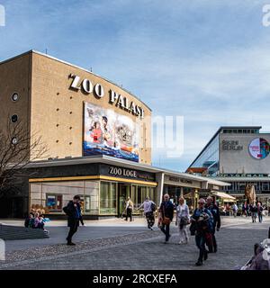 Zoo Palast Theatre & Bikini Berlin Shopping Centre, Charlottenburg-Wilmersdorf, Berlino, Germania Foto Stock