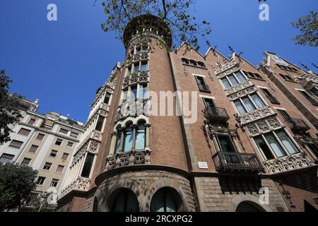 Casa de les Punxes a Barcellona. Punto di riferimento dell'architettura modernista a Barcellona, in Spagna. Foto Stock