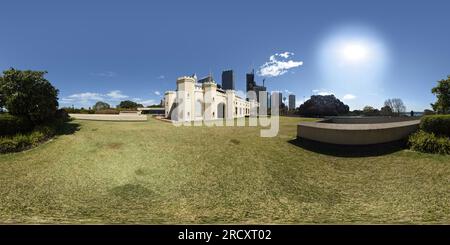 Visualizzazione panoramica a 360 gradi di L'edificio Greenway, il Conservatorio di musica e i Giardini Botanici reali, Sydney, Australia