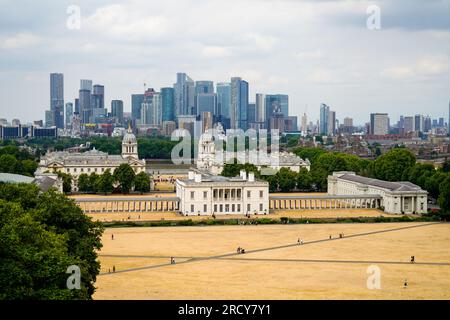 Greenwich Cityscape. Storico borgo di Londra, situato sul fiume Tamigi e sede del Royal Observatory, dell'Old Royal Naval College e del Maritime Museum. Foto Stock