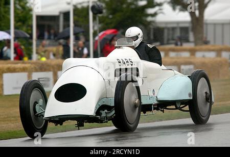 1923 Thomas Special 'Babs' guidato da Geraint Owen al Festival of Speed, Goodwood, 14 luglio 2023, (foto: Michael Cole) Foto Stock