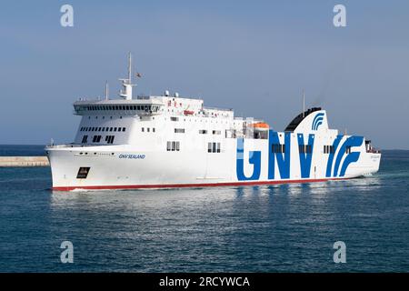 Arrivo del traghetto GNV Sealand al porto di Barcellona. 16 luglio 2023. Foto Stock