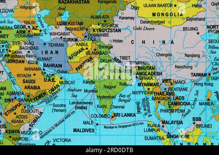 mappa mondiale dei confini tra asia e continente, india, pakistan, cina, mangolia in primo piano Foto Stock