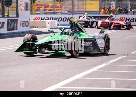 Roma, Italia. 15 luglio 2023. Nick Cassidy dell'Australia e Envision Racing gareggiano durante il round 13 dell'ABB Formula e World Championship 2023 Hankook Rome e-Prix. (Foto di Davide di Lalla/SOPA Images/Sipa USA) credito: SIPA USA/Alamy Live News Foto Stock