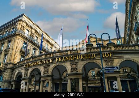 5 dicembre 2021: Francoforte sul meno, Germania, hotel di lusso 'Steigenberger frankfurter hof' a Francoforte sul meno Foto Stock