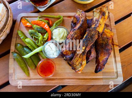 Costolette di maiale ceche alla griglia Foto Stock