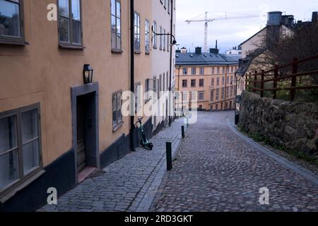 Strada residenziale nel quartiere Södermalm di Stoccolma. Foto Stock